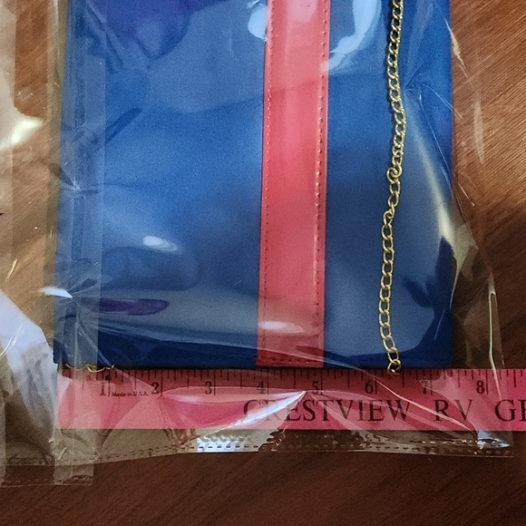 H & M Crossbody Purse Envelope has spot on pink see pics - Picture 10 of 10